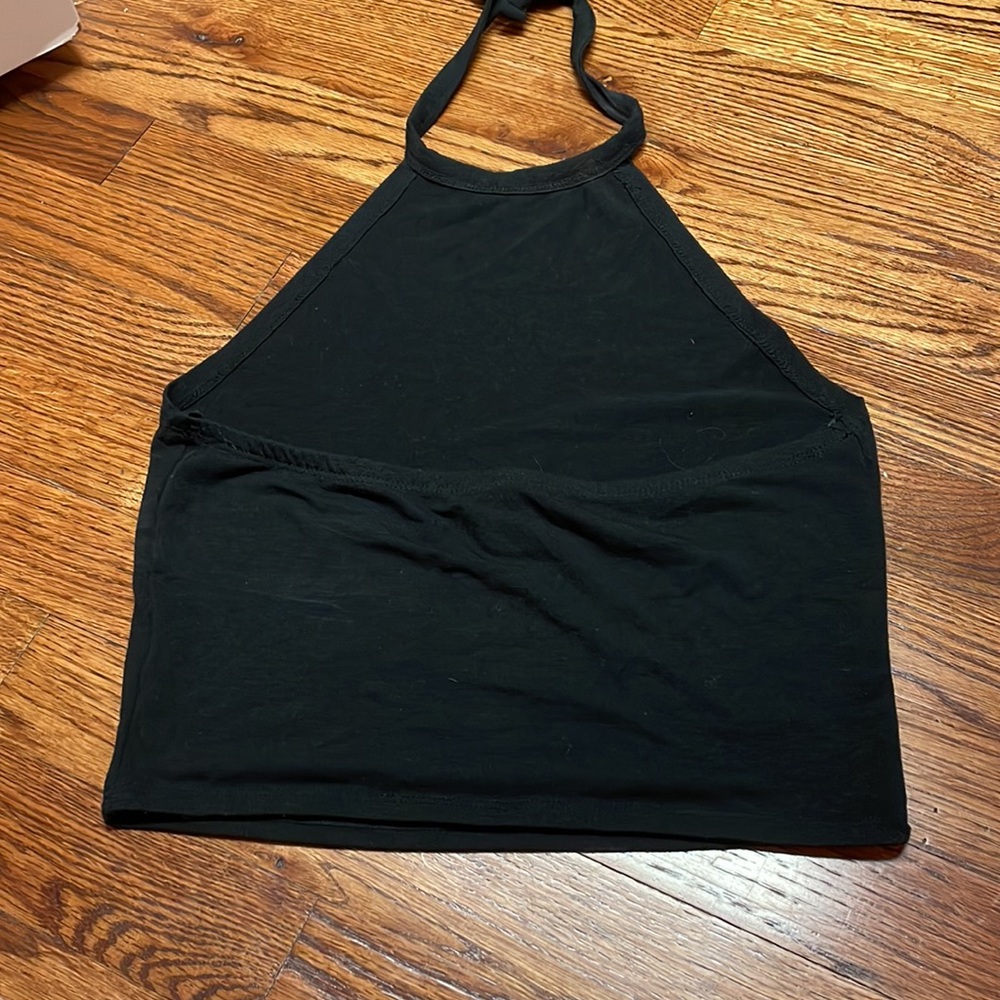 Backless Halter Top - Picture 3 of 3